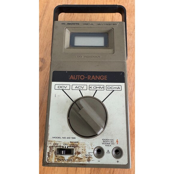 Micronta LCD Digital Multimeter 22-196 Tested- WORKS - Picture 2 of 6